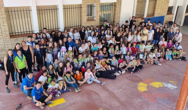 Participants a la trobada dels Grups CREC de les escoles FEDAC a Sant Vicenç de Castellet, que hem fet el diumenge 12 de maig de 2024.