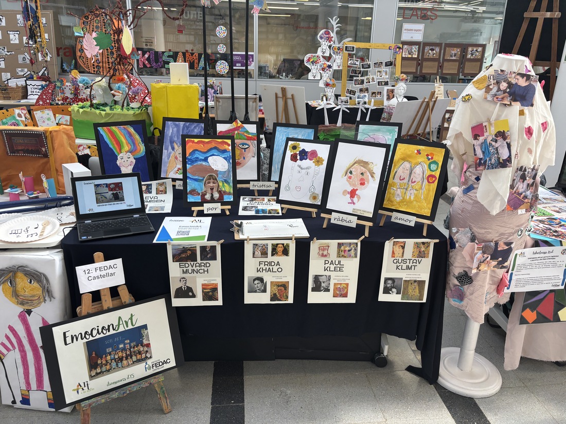 Algunes de les propostes artístiques de les escoles FEDAC desenvolupades dins de l'àrea +ART a les escoles i presentades a la Fira Experièncis, dins de la jornada "Art, educació i benestar" a la Universitat Autònoma de Barcelona (UAB).